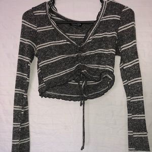 Long sleeve crop top